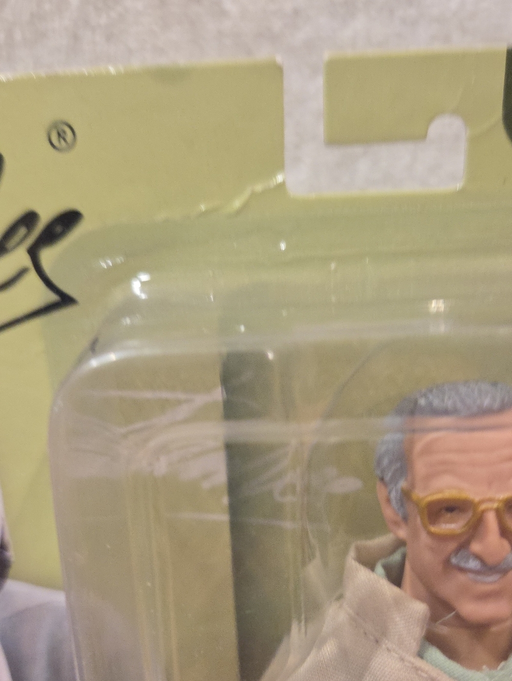 STAN LEE FIGURE - Picture 3 of 4